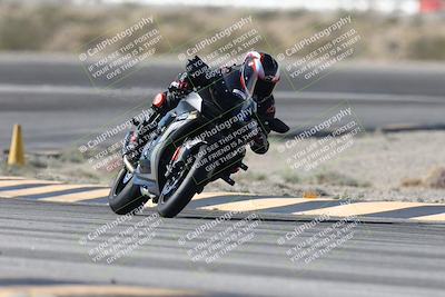 media/Nov-30-2025-TrackXperience (Sun) [[c0061d280f]]/2-Level 2/Session 4 (Turn 11)/